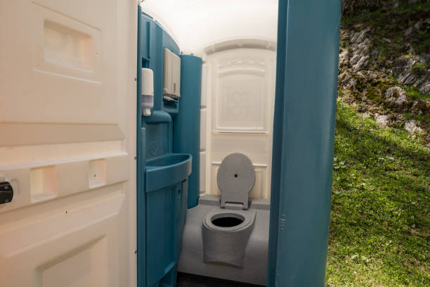 Porta potty rental for outdoor events in Laurel Park, NC