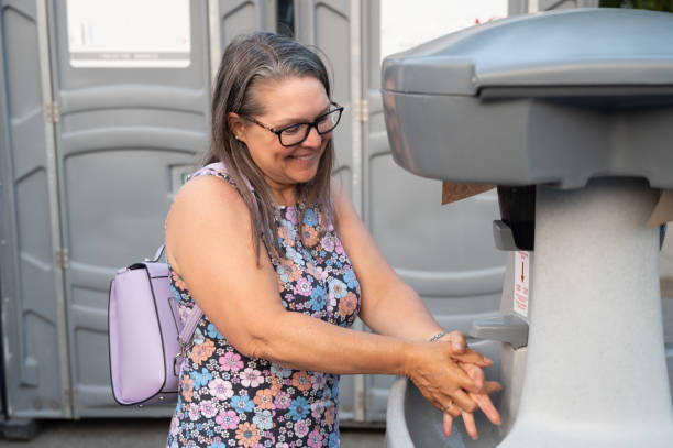 Portable Toilet Options We Offer in Laurel Park, NC